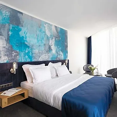 Hotel Blue Star Luxury 3*