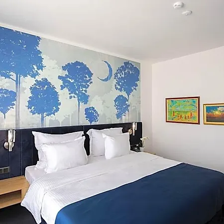 Hotel Blue Star Luxury 3*